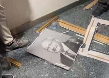 Bay Kemal”den “Kemal Bey”e, “Umudumuz Kemal”den “Hain Kemal”e!..  – Tuner Tekin yazdı