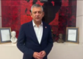 Özgür Özel: “Bizi buradan söküp atarlarsa da iktidar yürüyüşümüzü meydanlarda sürdüreceğiz”